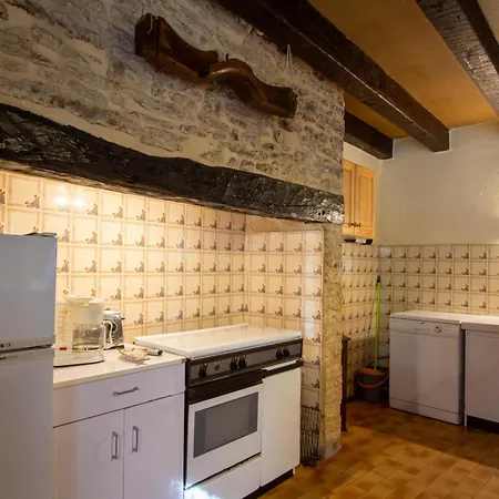 Avec Cheminée, Animaux Acceptés, Près De Sarlat - Fr-1-616-31 Casa vacanze *